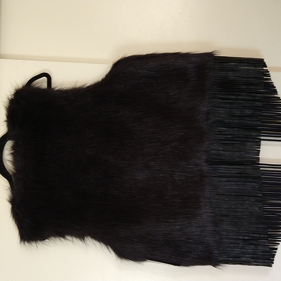 Black faux fur vest fringe Tassels sleeveless size large - Picture 11 of 14